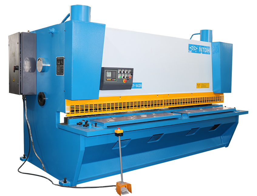 QC11Y-16x3200 Hydraulic Guillotine Shearing Machine