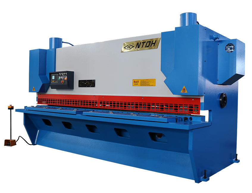 QC11Y-10x3200 Hydraulic Guillotine Shearing Machine