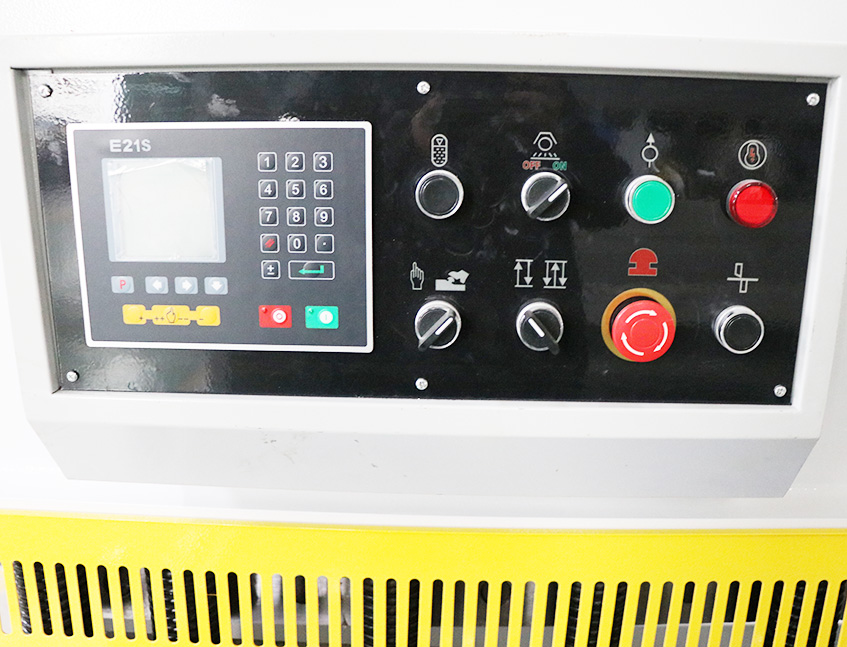 QC12Y-12x2500 hydraulic swing beam shearing machine
