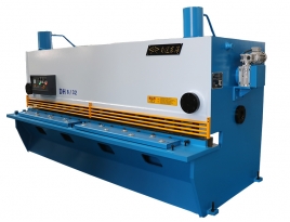 QC11Y-8x3200 Hydraulic Guillotine Shearing Machine