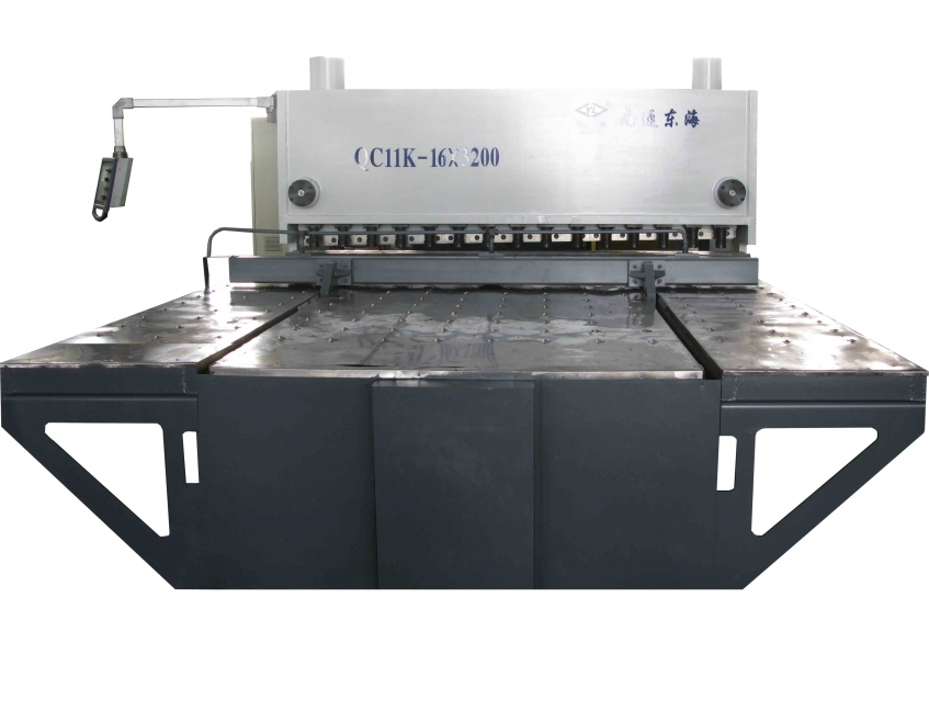 QC11K-16x3200 CNC Guillotine Shearing Machine