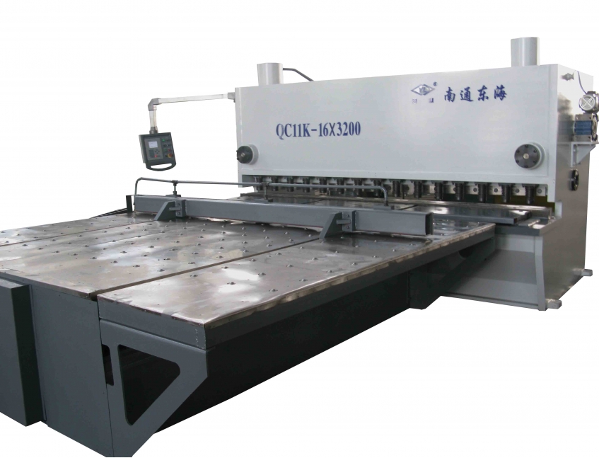 QC11K-16x3200 CNC Guillotine Shearing Machine