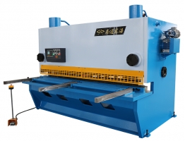 QC11Y-12x2500 Hydraulic Guillotine Shearing Machine