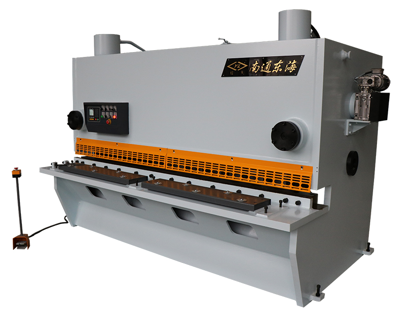 QC11Y-16x2500 Hydraulic Guillotine Shearing Machine