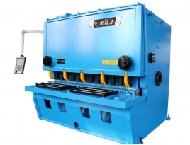 QC11Y-40x2500 Hydraulic Guillotine Shearing Machine