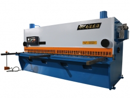QC11Y-6x3200 Hydraulic Guillotine Shearing Machine