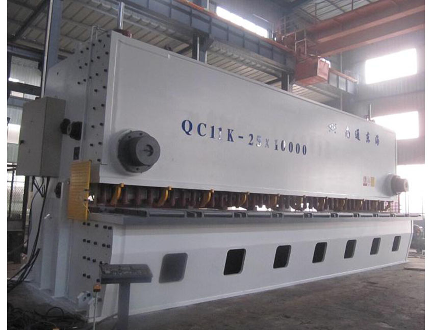 QC11Y-25x10000 Hydraulic Guillotine Shearing Machine