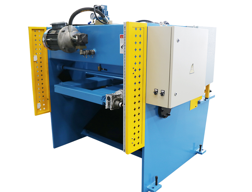 4x1300 swing beam shearing machine