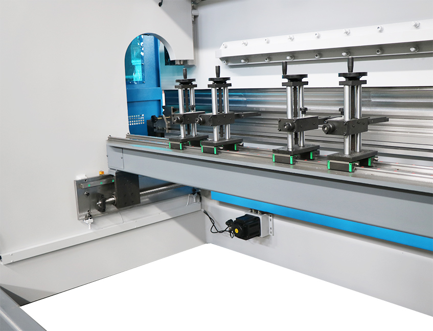 2xWE67K-160T4500 synchronous press brake