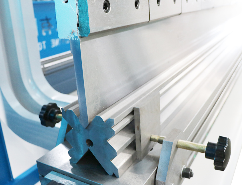 2xWE67K-160T4500 synchronous press brake