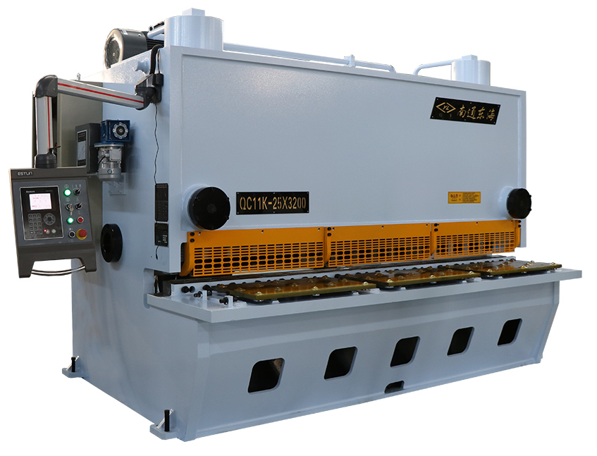 CNC shearing machine