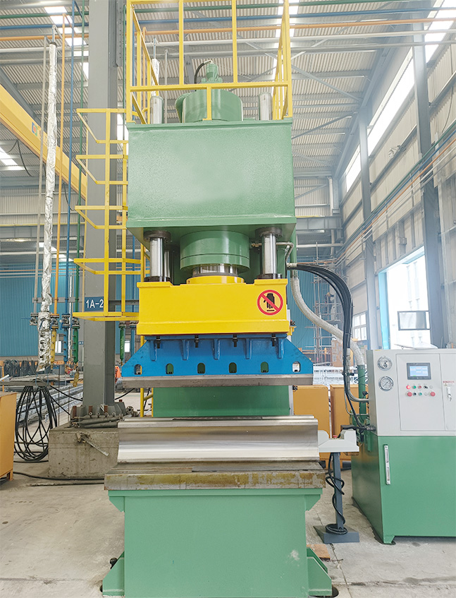 315T C-frame press for shipyard