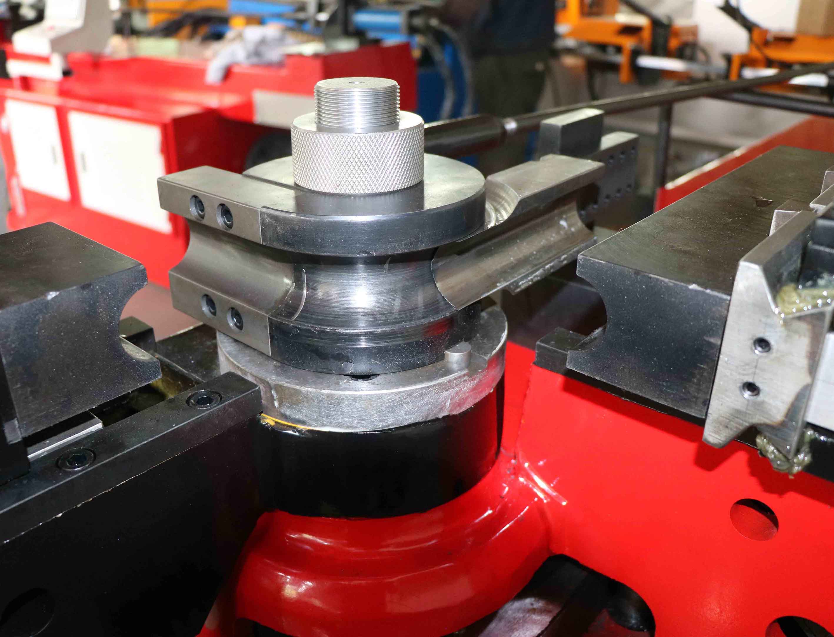 tube bending machine