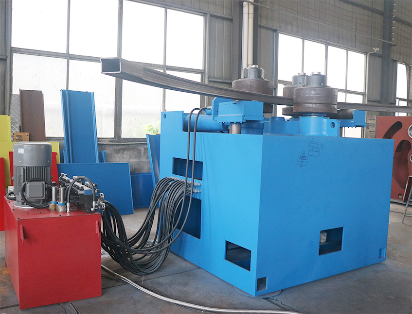 W24S-140 section bending machine
